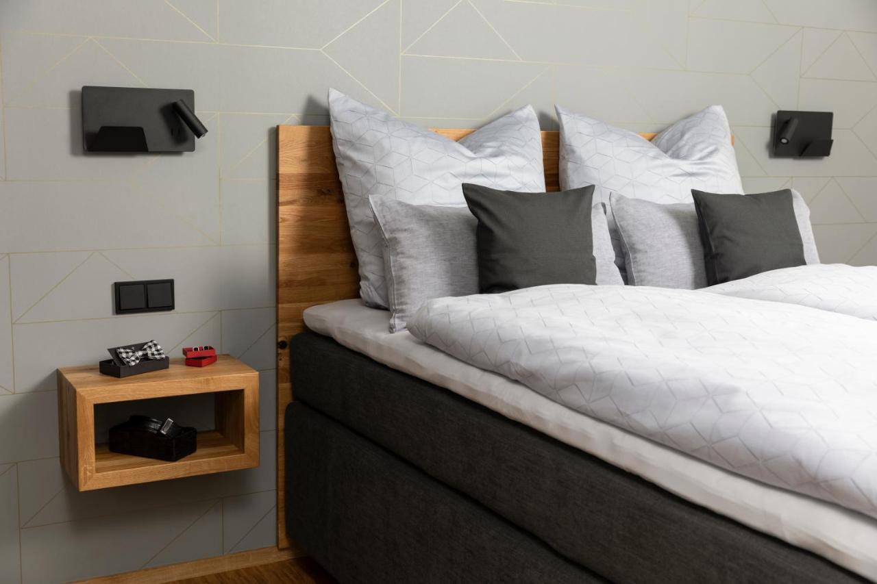 Boarding Cube Oldenburg Apartment ภายนอก รูปภาพ