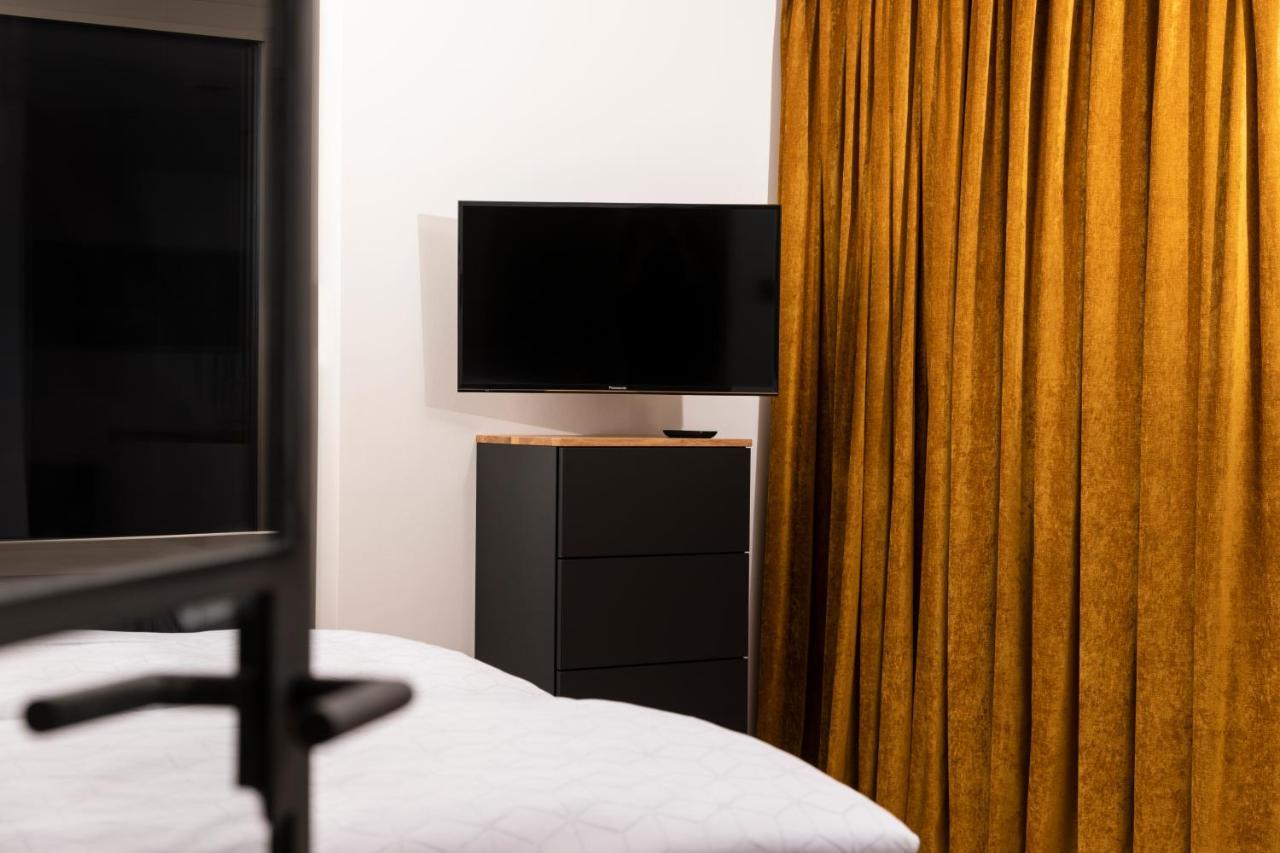 Boarding Cube Oldenburg Apartment ภายนอก รูปภาพ